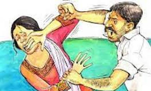 सरायपाली (बलौदा) : सास-बहू के साथ मारपीट कर बहू के कपडे फाड़ने के आरोप में केस दर्ज