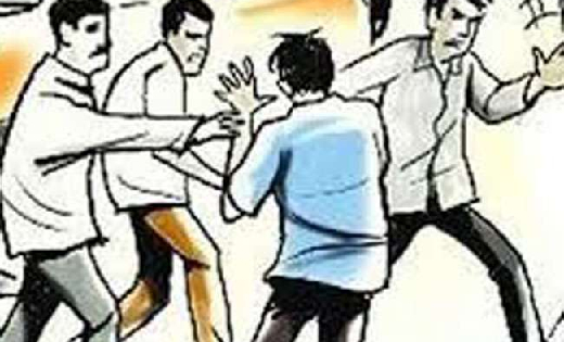 सरायपाली : जबरन सिंचाई करने बिछाई थी पाइप, मना करने पर बाप-बेटे को पीटा