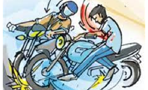 तेंदूकोना : दो बाइक की आपस में भिडंत, 19 वर्षीय युवक की मौत - CG Sandesh