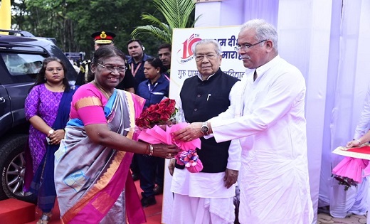 चंद्रयान मिशन की तरह ही जीवन को भी देखें, कठिनाई का डटकर मुक... - CG Sandesh