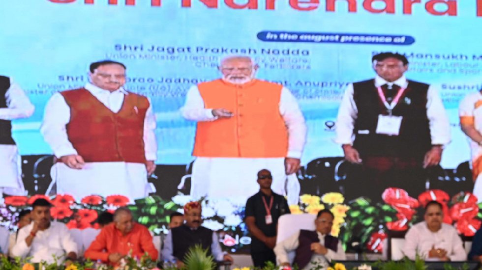 लोग जितना ज्यादा स्वस्थ रहेंगे, देश की प्रगति उतनी ही तेजी स... - CG Sandesh