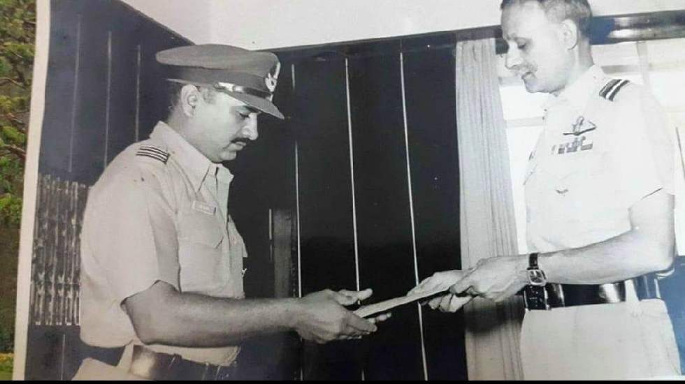 CG : 1971 युद्ध के वीर योद्धा विंग कमांडर( सेवा निवृत्त) एमब... - CG Sandesh