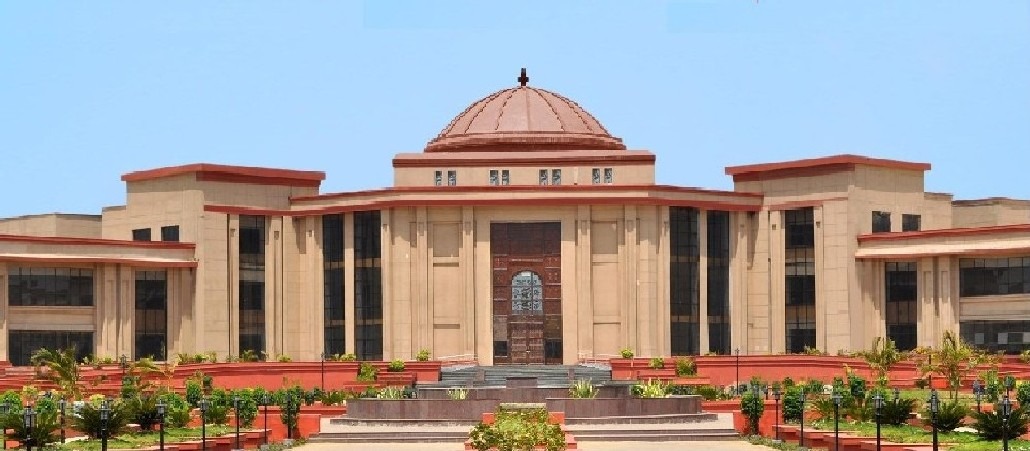 CG ब्रेकिंग : पुलिस बल आरक्षक संवर्ग भर्ती 2023-24 पर हाईकोर... - CG Sandesh