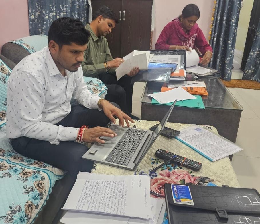 CG: कर्मचारियों से दुर्व्यवहार करने वाले व्यवसायियों के प्रत... - CG Sandesh