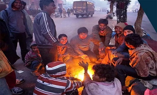 राष्ट्रीय राजधानी में भीषण ठंड और कोहरे का सितम जारी…. - CG Sandesh