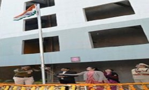 गणतंत्र दिवस के अवसर पर मंत्रालय में ध्वजारोहण… - CG Sandesh