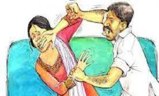 तुमगाँव : महिला ने पडोसी के खिलाफ दर्ज करायी मारपीट की शिकायत