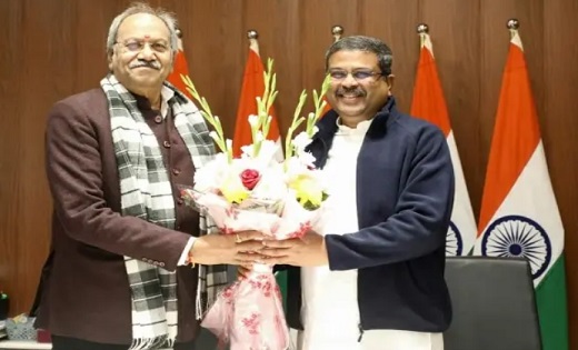 मंत्री बृजमोहन अग्रवाल ने केंद्रीय मंत्री प्रधान से की मुलाक... - CG Sandesh