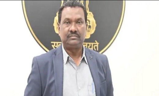 इस घोटाले में फंसे IAS अमृत खलको पर गाज, सचिव पद से हटाए गए - CG Sandesh