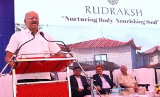 आयुर्वेद पूरे विश्व को हमारी देन, इससे तन और मन दोनों होते ह... - CG Sandesh