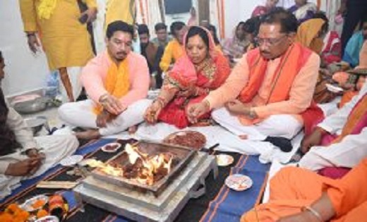 सीएम साय सिविल लाइन स्थित निवास में हुए शिफ्ट,की पूजा अर्चना - CG Sandesh
