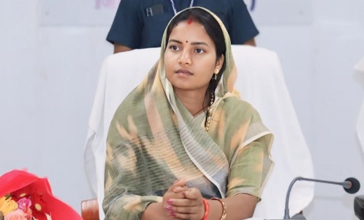 आंगनबाड़ियों का नियमित निरीक्षण करें अधिकारी : मंत्री लक्ष्मी... - CG Sandesh