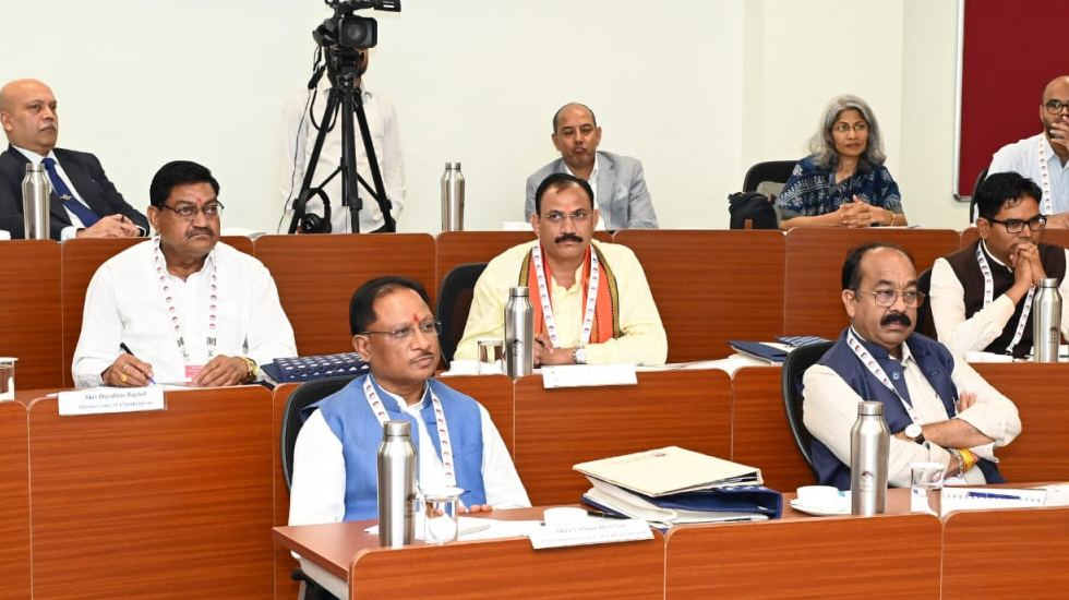 मुख्यमंत्री विष्णु देव साय सहित मंत्रिमंडल के सदस्य दो दिवसी... - CG Sandesh