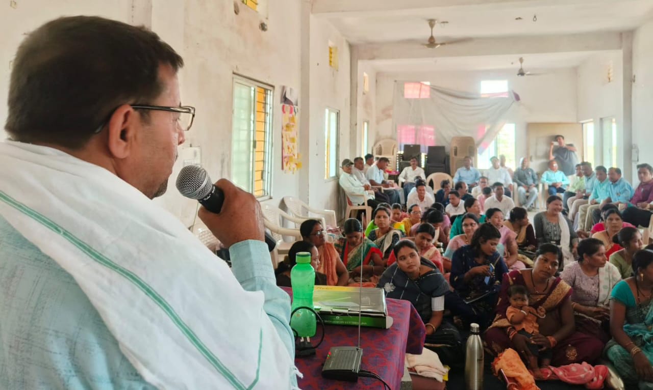 बागबाहरा : शिक्षा गुणवत्ता में बेहतर क्रियान्वयन को लेकर 5 द... - CG Sandesh