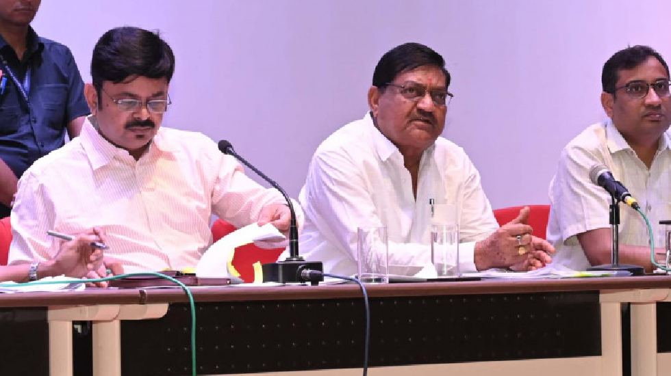 CG : चावल वितरण में लापरवाही हुई तो होगी सख्त कार्रवाई - खाद... - CG Sandesh