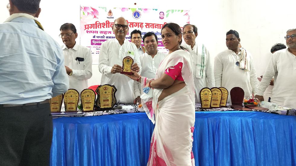 प्रगतिशील छत्तीसगढ़ सतनामी समाज ने कुमारी भास्कर को किया सम्म... - CG Sandesh