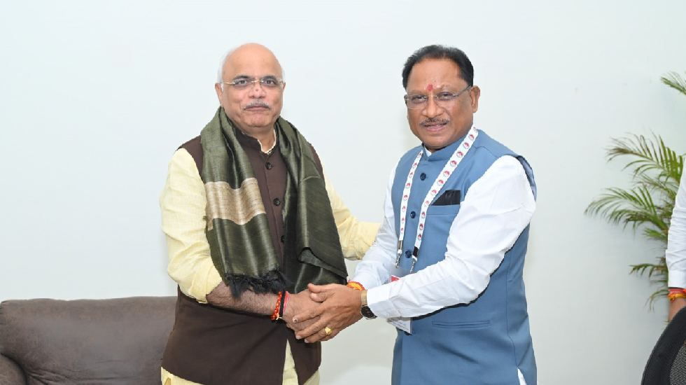 आईआईएम रायपुर में आयोजित चिंतन शिविर में डॉ. विनय सहस्त्रबुद... - CG Sandesh