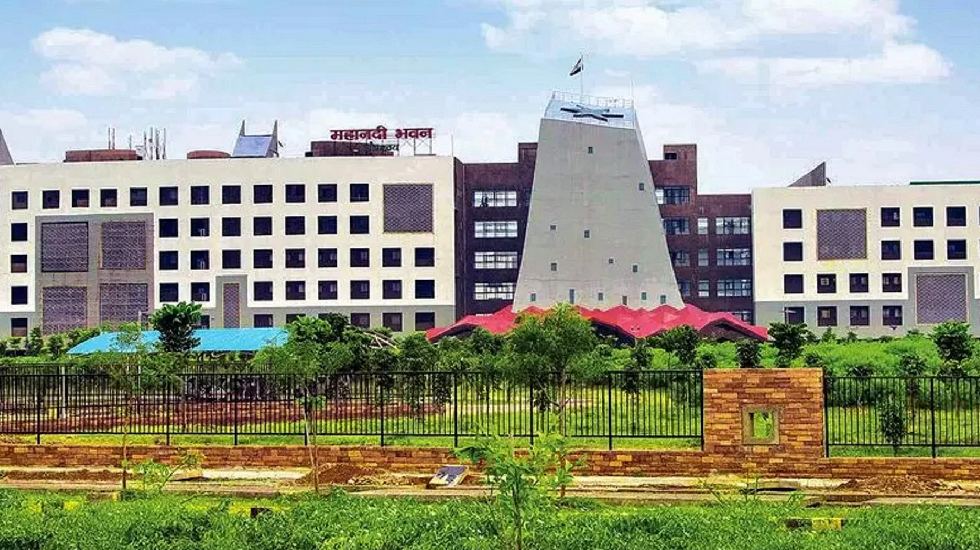 12 नवम्बर को स्थानीय अवकाश घोषित - CG Sandesh