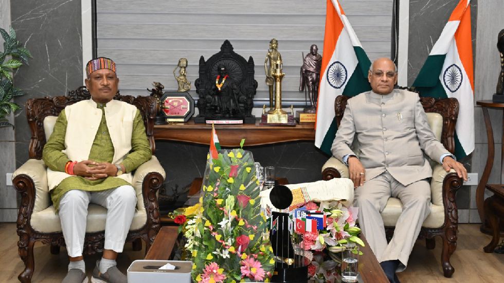 मुख्यमंत्री ने महाराष्ट्र के राज्यपाल रमेश बैस से की सौजन्य ... - CG Sandesh