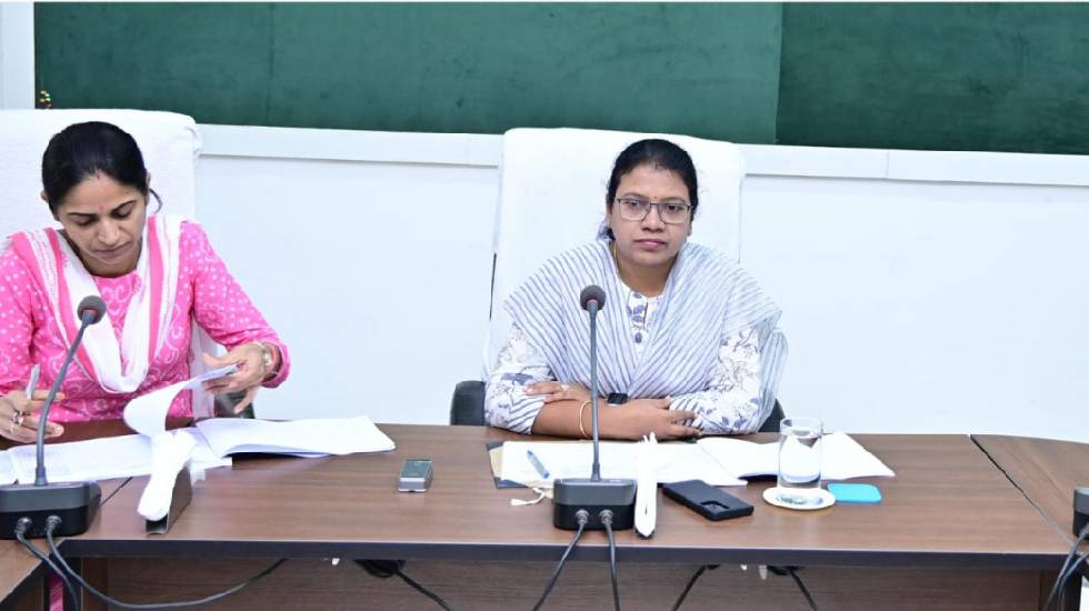 CG : नक्शा बटांकन के कार्य में प्रगति नहीं लाने पर राजस्व नि... - CG Sandesh