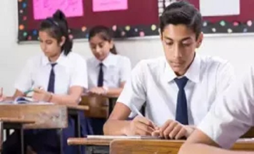 अब कक्षा 9 से 11 तक के अंकों को मिलाकर तैयार होगा 12वीं बोर्... - CG Sandesh