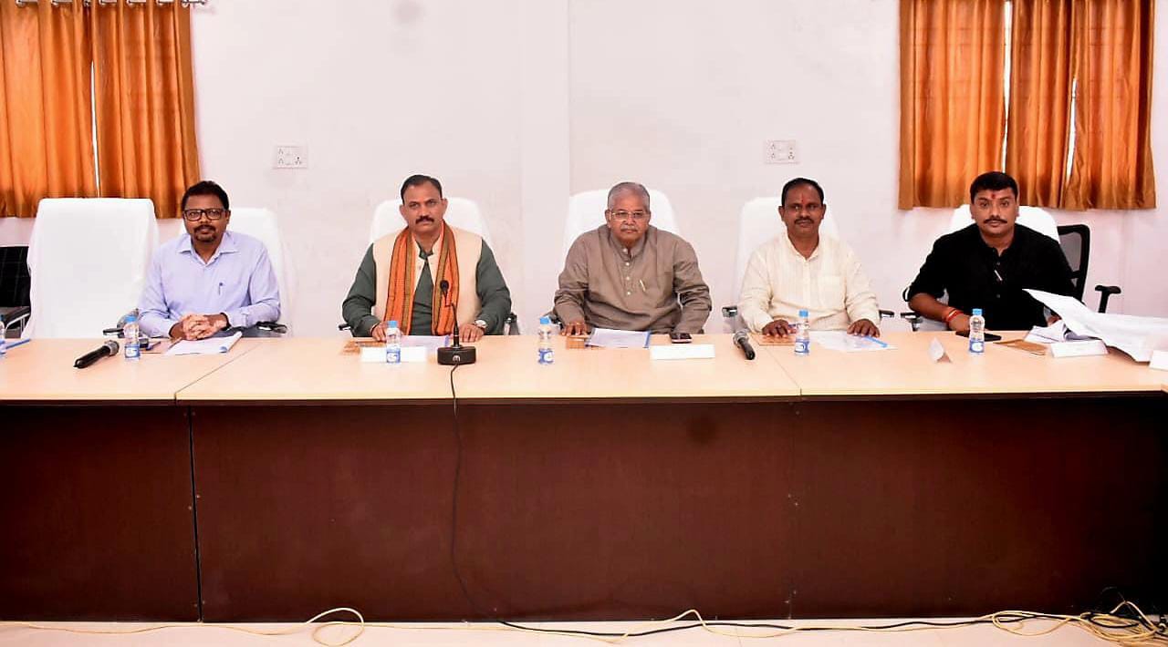 सिम्स के डीन और अस्पताल अधीक्षक निलम्बित, पिछले तीन सालों मे... - CG Sandesh