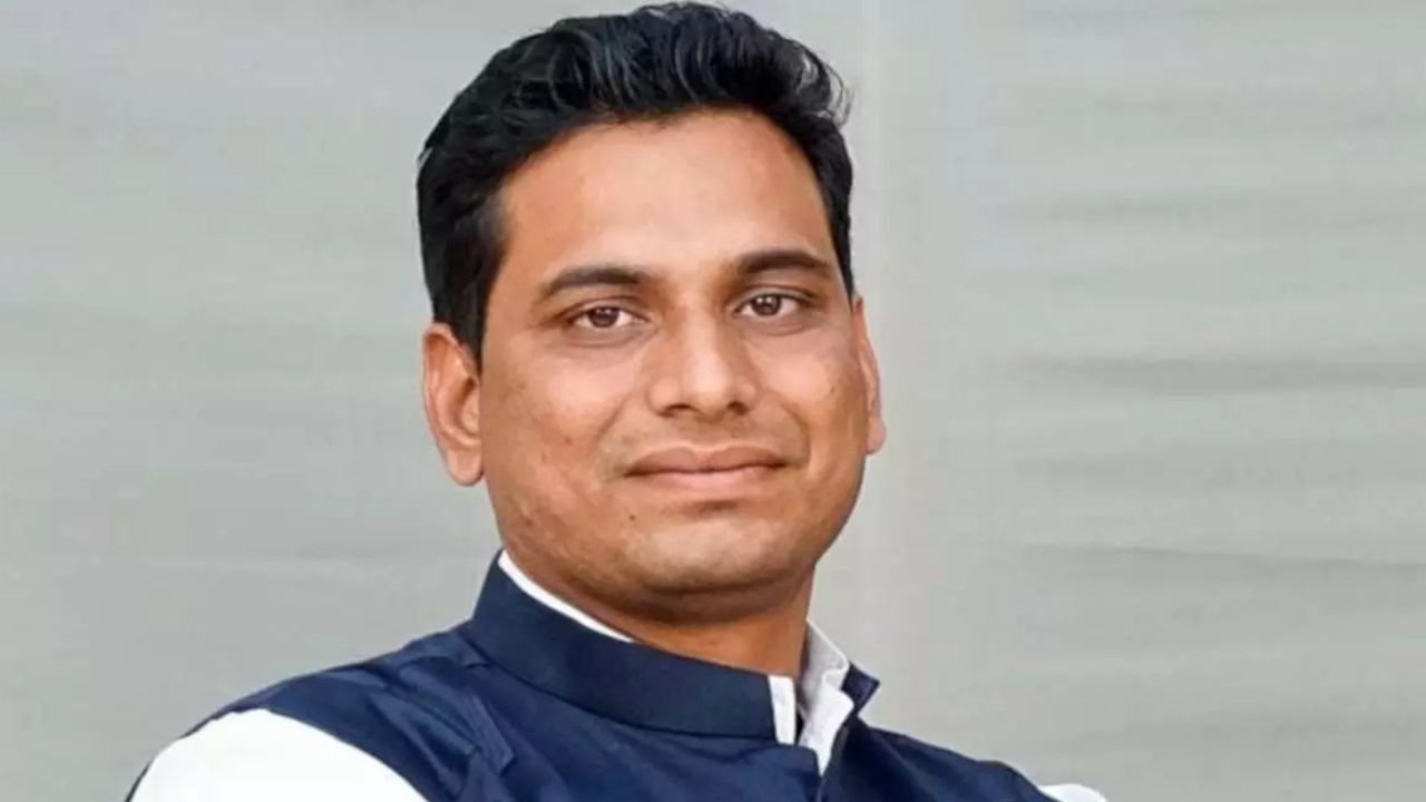   CG : विधायक देवेंद्र यादव को बड़ी राहत, इस मामले में कोर्ट ... - CG Sandesh