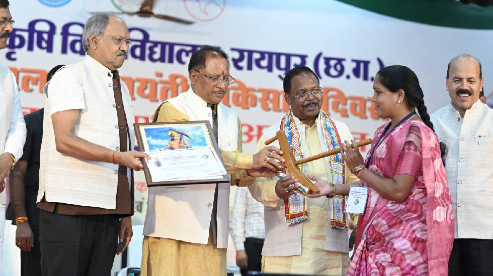 CG : किसानों के लिए खुशहाली का रास्ता खोलेगी गौ-आधारित जैविक... - CG Sandesh