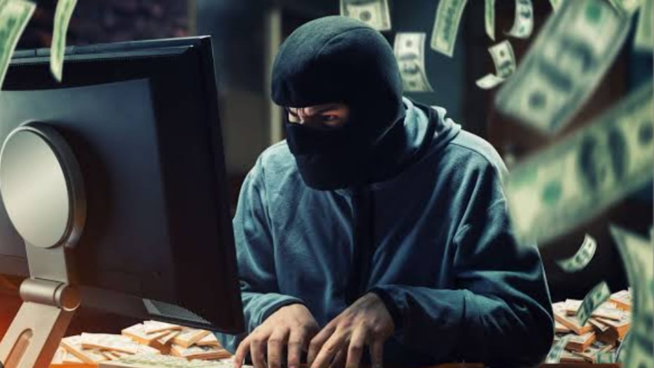 KYC Update और QR Code Scam से ऐसे लूट रहे साइबर ठग!