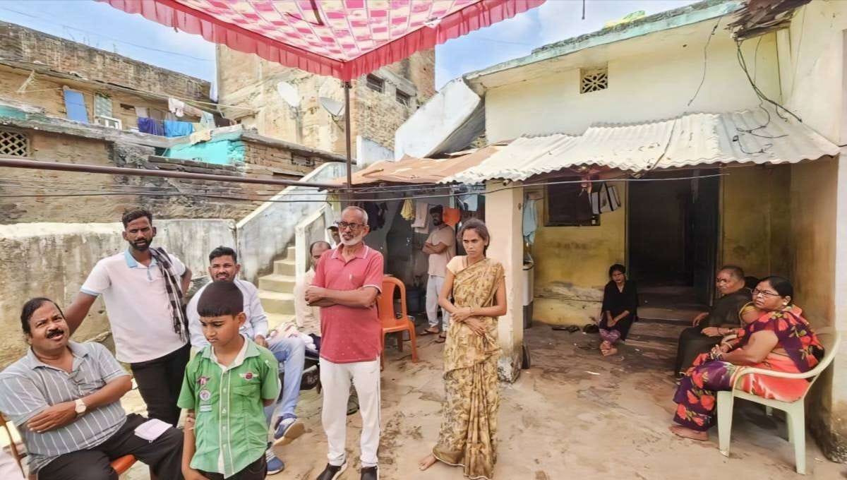 CG : इलाज के लिए घंटो तड़पने के बाद युवक की मौत, गहरी नींद म... - CG Sandesh