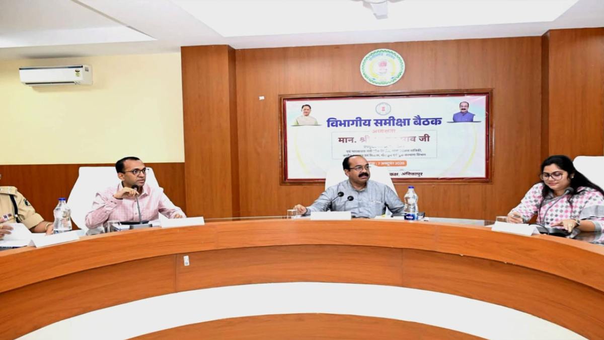 उप मुख्यमंत्री अरुण साव ने की विकास कार्यों की प्रगति और योज... - CG Sandesh