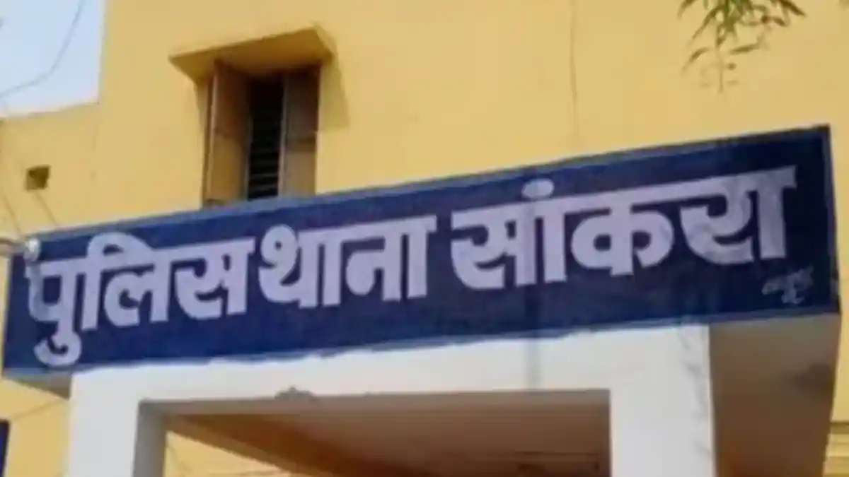 सांकरा : कीर्तन देखने जा रहे एक युवक पर पुरानी रंजिश को जानल... - CG Sandesh