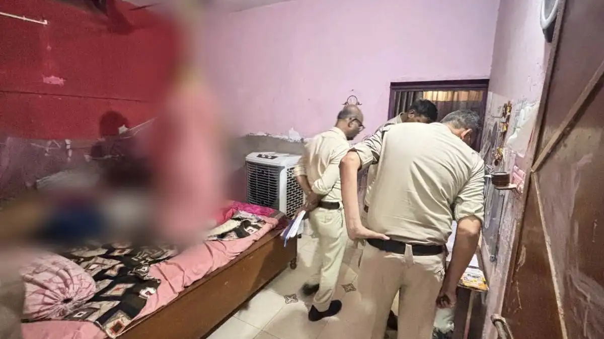 CG ब्रेकिंग: एक ही परिवार के 4 लोगों की संदिग्ध मौत, मचा हड़कंप, 2 बच्चे भी शामिल