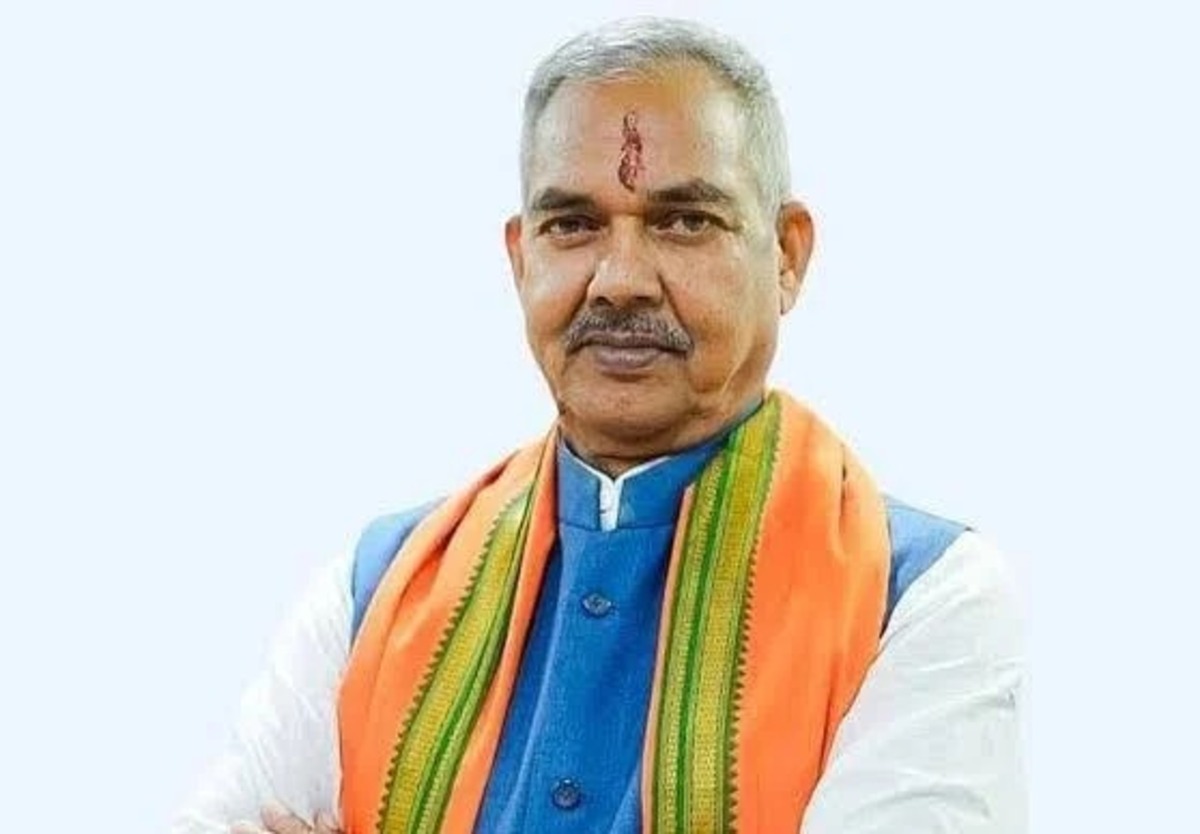 ब्रेकिंग : छत्तीसगढ़ योग आयोग के अध्यक्ष रूप नारायण सिन्हा का निधन, दिल का दौरा पड़ने के बाद अस्पताल में तोड़ा दम 