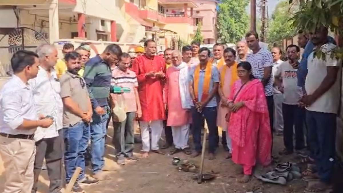 रायगढ़ में विकास कार्यों को मिली रफ्तार, 44 लाख के सीसी रोड-नाली निर्माण का शुभारंभ