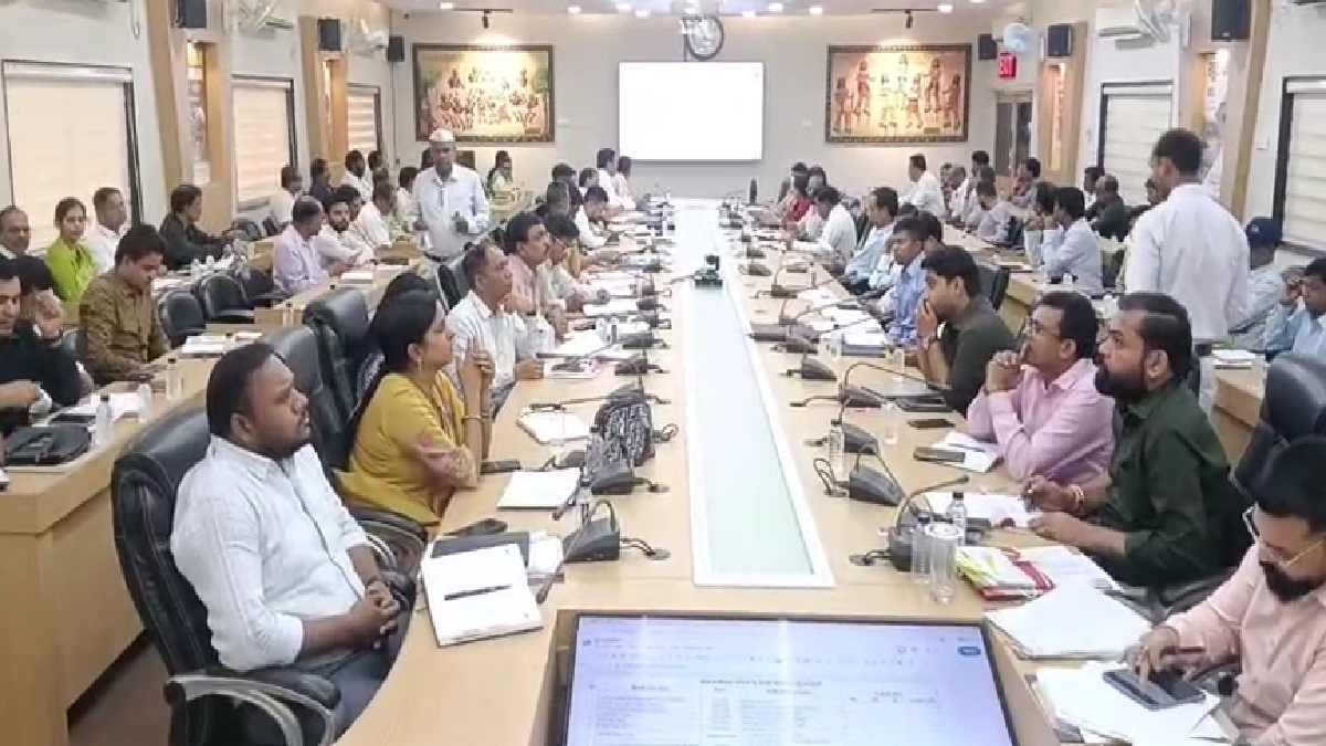 बिलासपुर : जनदर्शन में गूंजी आमजन की आवाज, शिक्षा, बिजली, आवास और पेंशन से जुड़ी समस्याएं उठीं