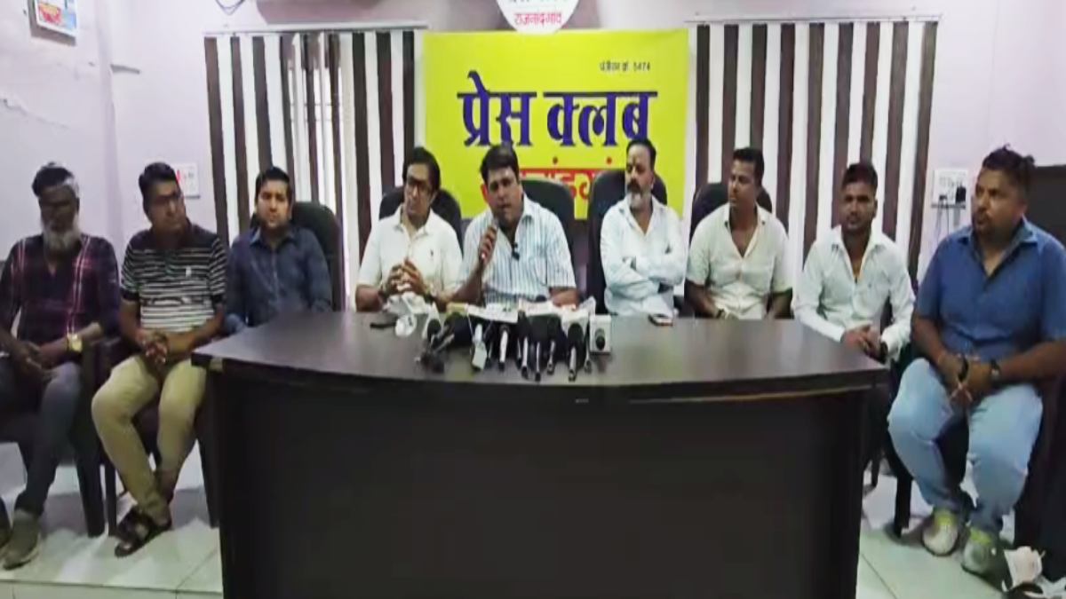 नीट पेपर लीक मामला, कांग्रेस चला रही ‘छात्रों की गूंज’ अभिया... - CG Sandesh