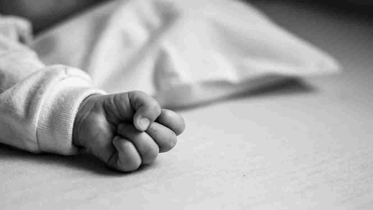 CG : मोबाइल की बैटरी फटने से 1 साल के बच्चे की मौत, जानिए कैसे हुआ हादसा 