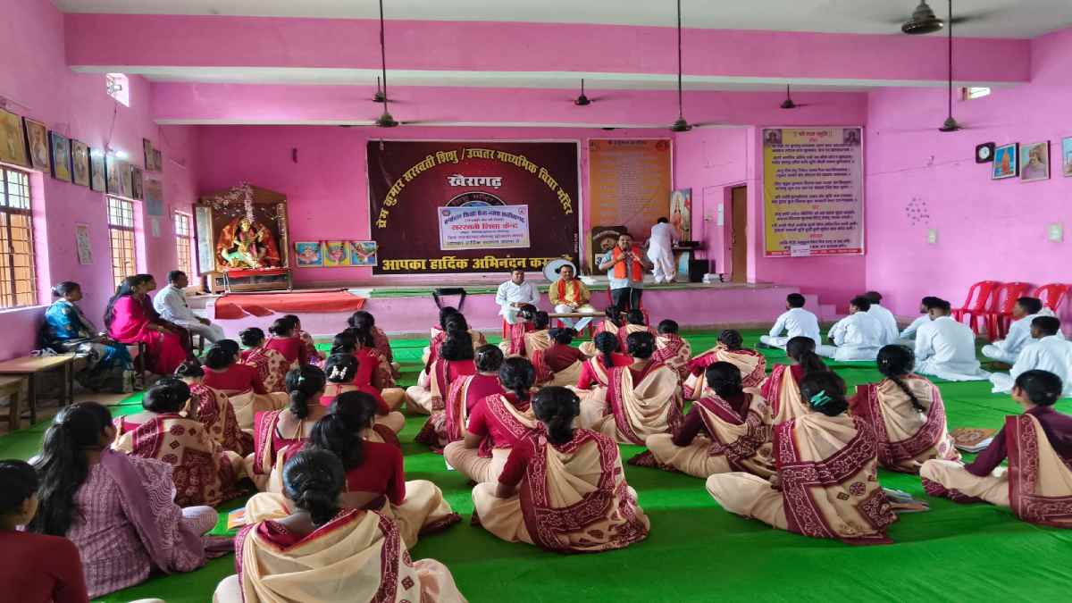 खैरागढ़ में वनांचल शिक्षा के 55 आचार्यों का तीन दिवसीय प्रशि... - CG Sandesh