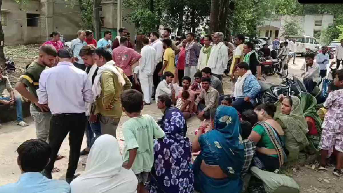 बिलासपुर बाल सुधार गृह हत्याकांड: चौकीदार की हत्या के बाद परिजनों का प्रदर्शन, 12 सूत्रीय मांगों पर अड़े