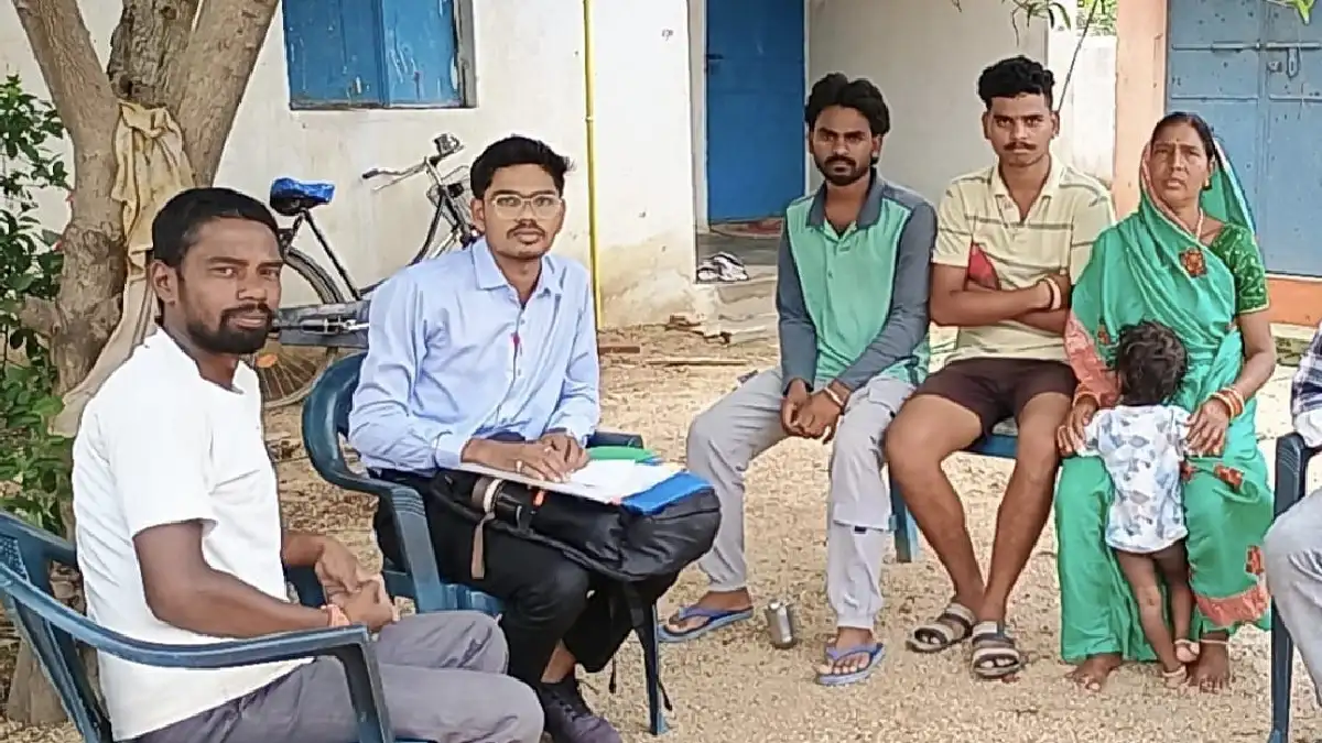 खल्लारी में प्रबंधन समिति के सदस्यों को बैंक खाता संचालन एवं वन प्रबंधन की दी जानकारी