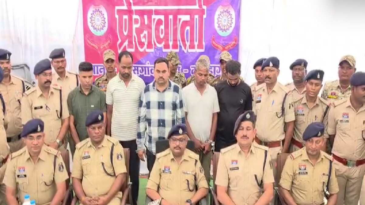 पर्सनल लोन के नाम पर 43 शिक्षकों से करोड़ों की ठगी, अंतरजिला... - CG Sandesh