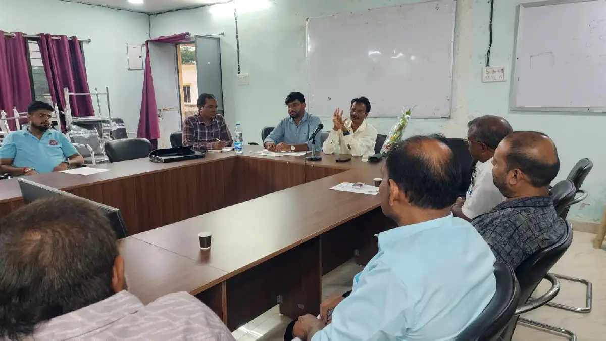 महासमुंद : एनालॉग पनीर एवं अन्य प्रतिबंधित एनालॉग उत्पादों क... - CG Sandesh
