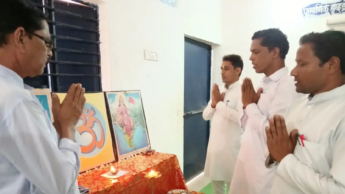 सरस्वती शिशु मंदिर बसना में तृतीय आचार्य विकास वर्ग संपन्न