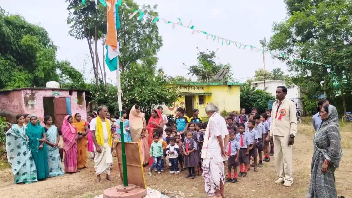 सरायपाली : शासकीय प्राथमिक शाला सिरशोभा में 80 वां स्वतंत्रता दिवस धूमधाम से मनाया गया