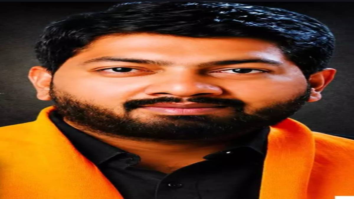 CG : नेताओं के साथ फोटो और दूसरों के लेटरपैड से अफसरों पर दबाव बनाने का आरोप, भाजपा नेता अकबर तिगाला की शिकायत CM तक
