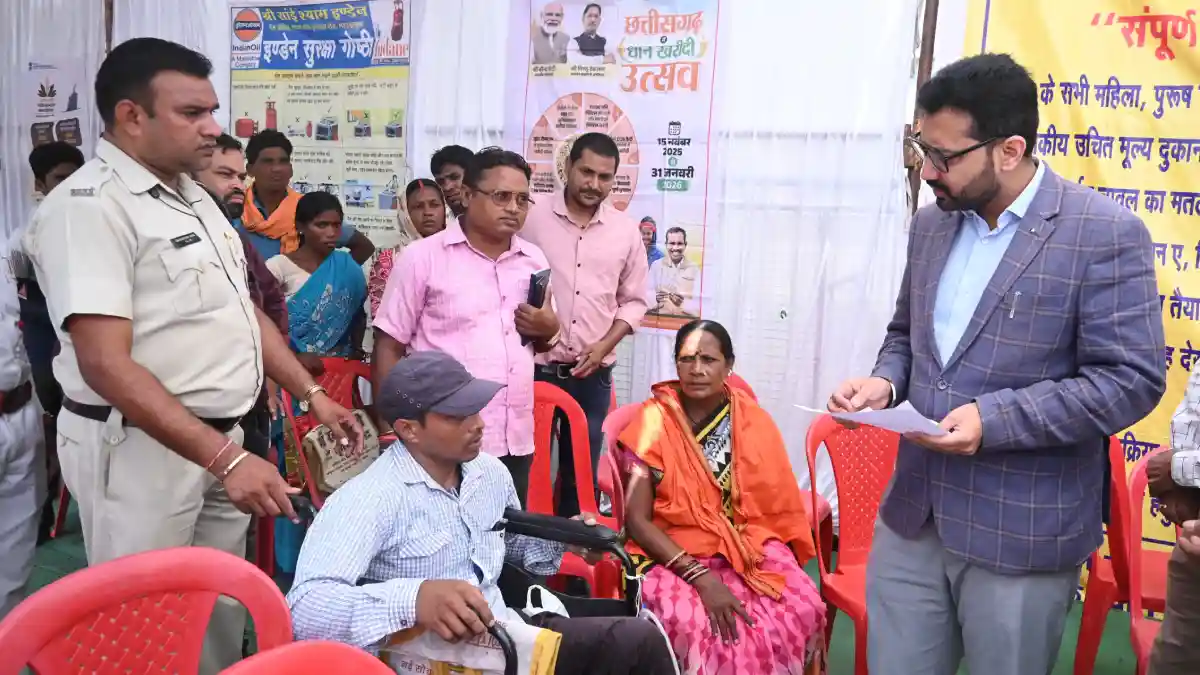 महासमुंद में 'सेवा सेतु कैंप' आयोजित, जनकल्याणकारी योजनाओं क... - CG Sandesh
